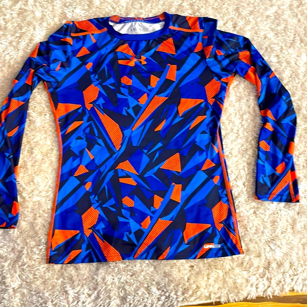 Youth XL heat gear long sleeve shirt